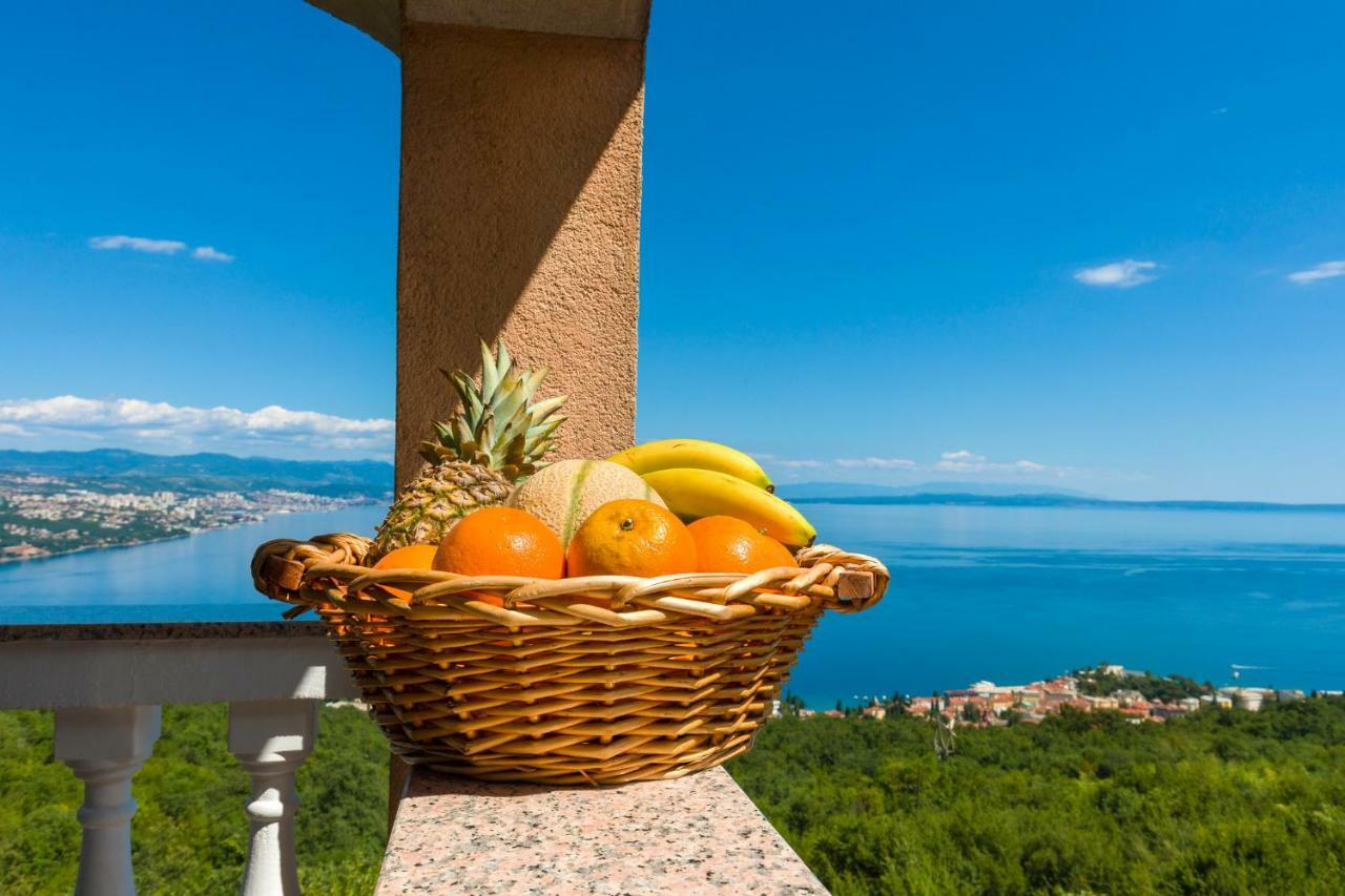 Apartment Panorama Opatija มาทุลยี ภายนอก รูปภาพ