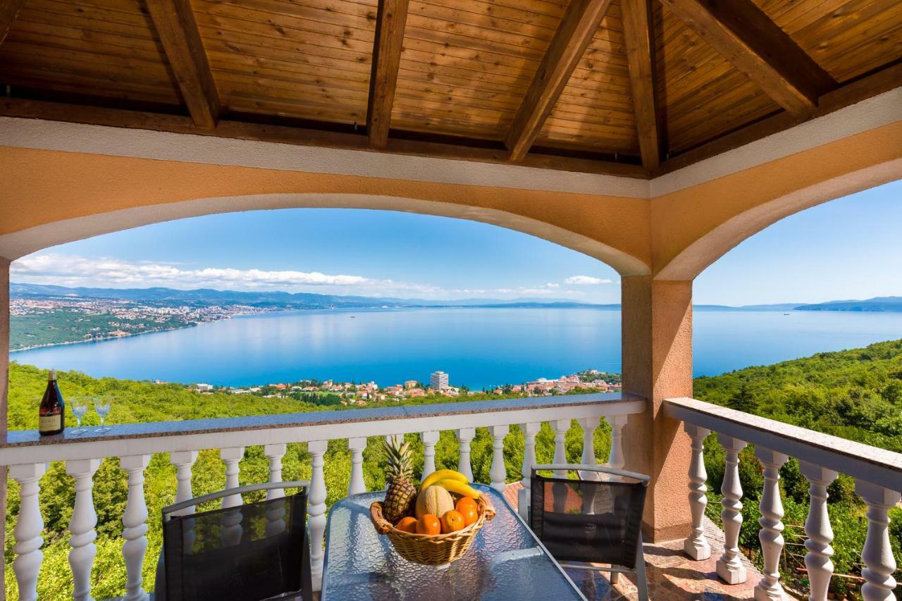 Apartment Panorama Opatija มาทุลยี ภายนอก รูปภาพ