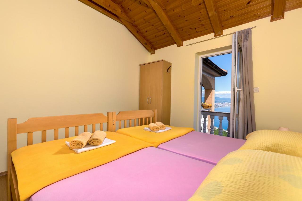 Apartment Panorama Opatija มาทุลยี ภายนอก รูปภาพ