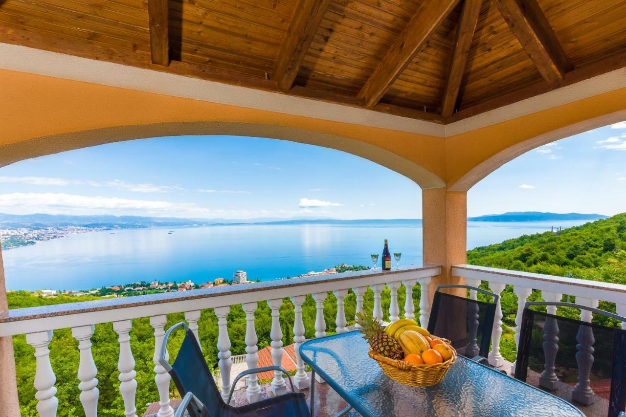 Apartment Panorama Opatija มาทุลยี ภายนอก รูปภาพ