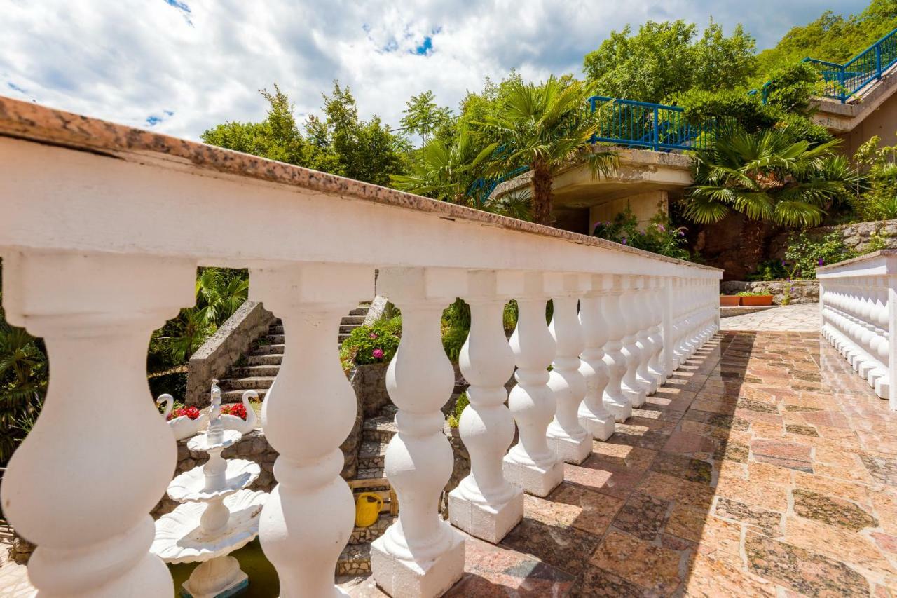 Apartment Panorama Opatija มาทุลยี ภายนอก รูปภาพ